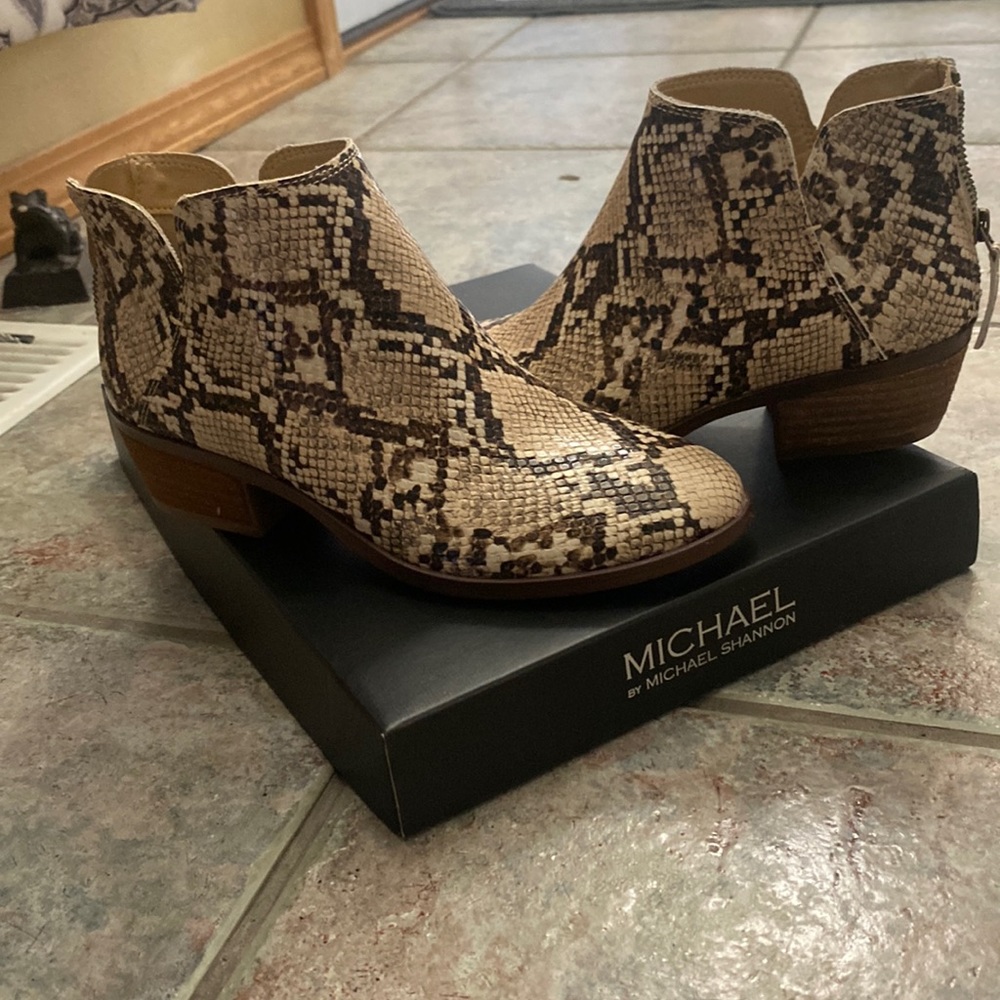Michael By Michael Shannon Snake Print Booties #2… - image 1